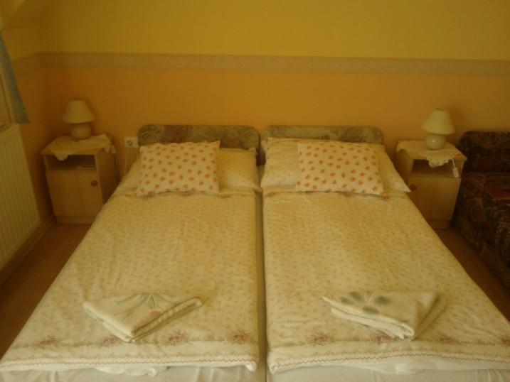 Erika Vendeghaz Hotel Buk Phòng bức ảnh