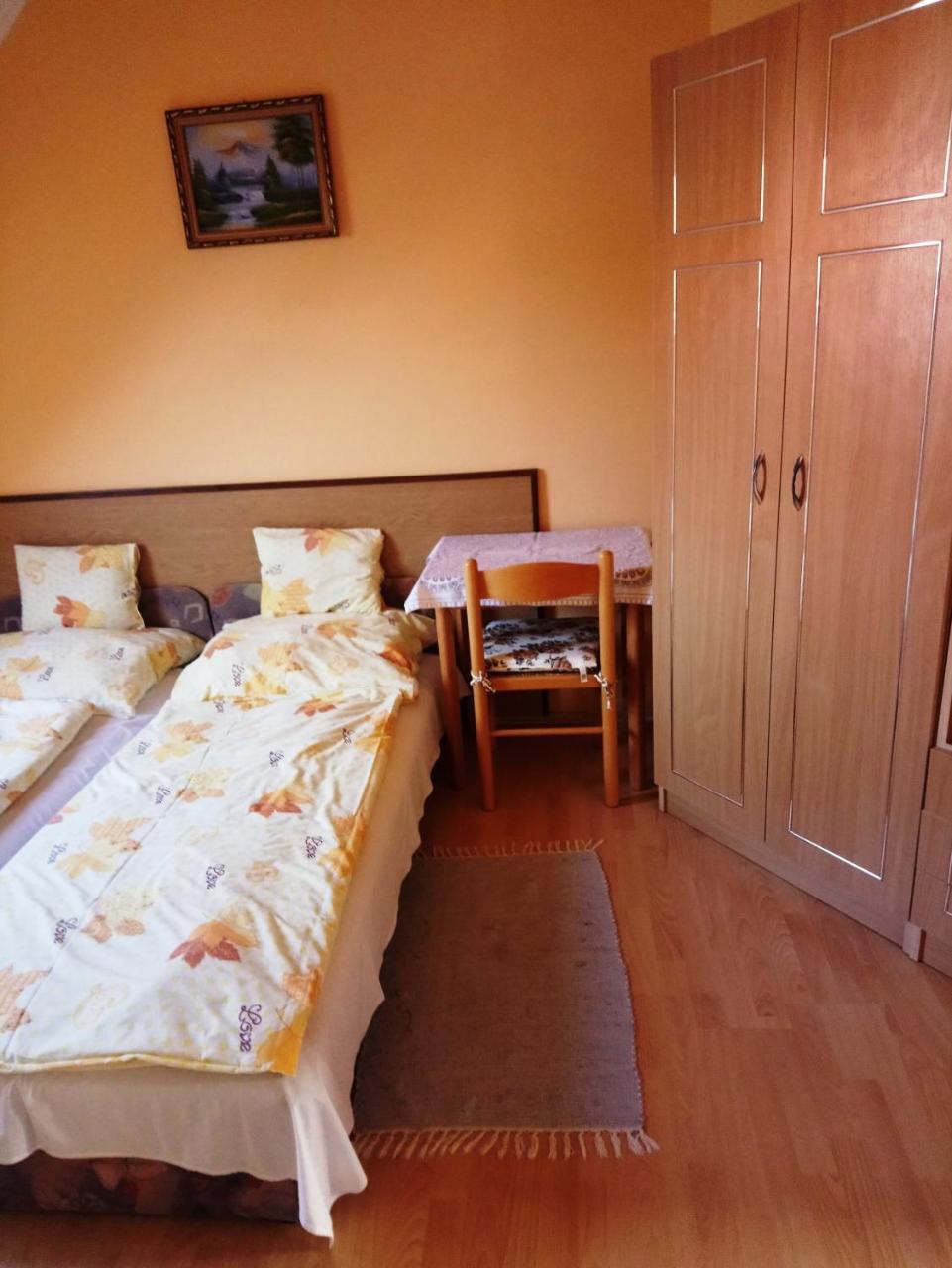 Erika Vendeghaz Hotel Buk Ngoại thất bức ảnh